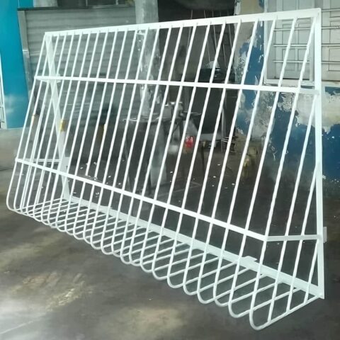 حفاظ پنجره مدل سبدی آرکیده جاگدانی 13 حفاظ پنجره مدل سبدی ارکیده با جاگلدانی