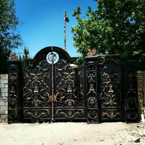 درب فلزی لوکس برای ورودی ساختمان