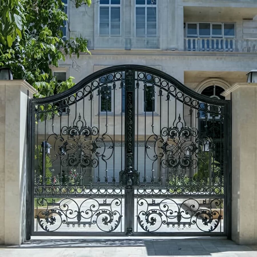 درب فلزی مدل لاله با طراحی مهندسی