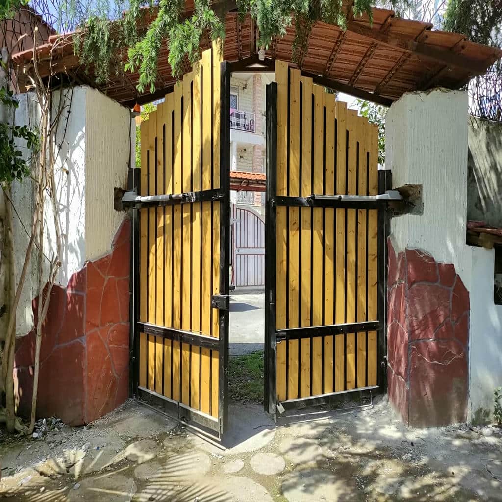 جک درب پارکینگ در نیشابور