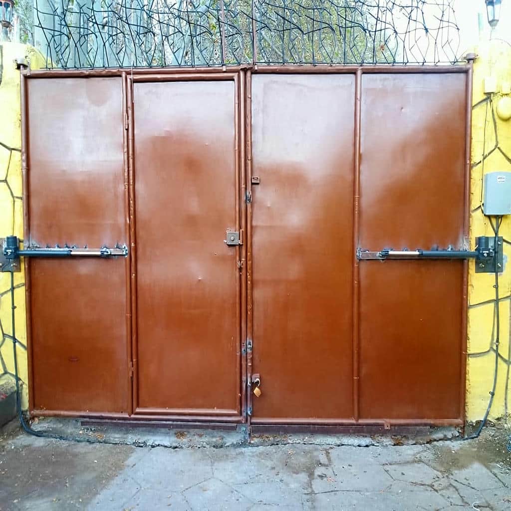 جک درب پارکینگ در سنندج