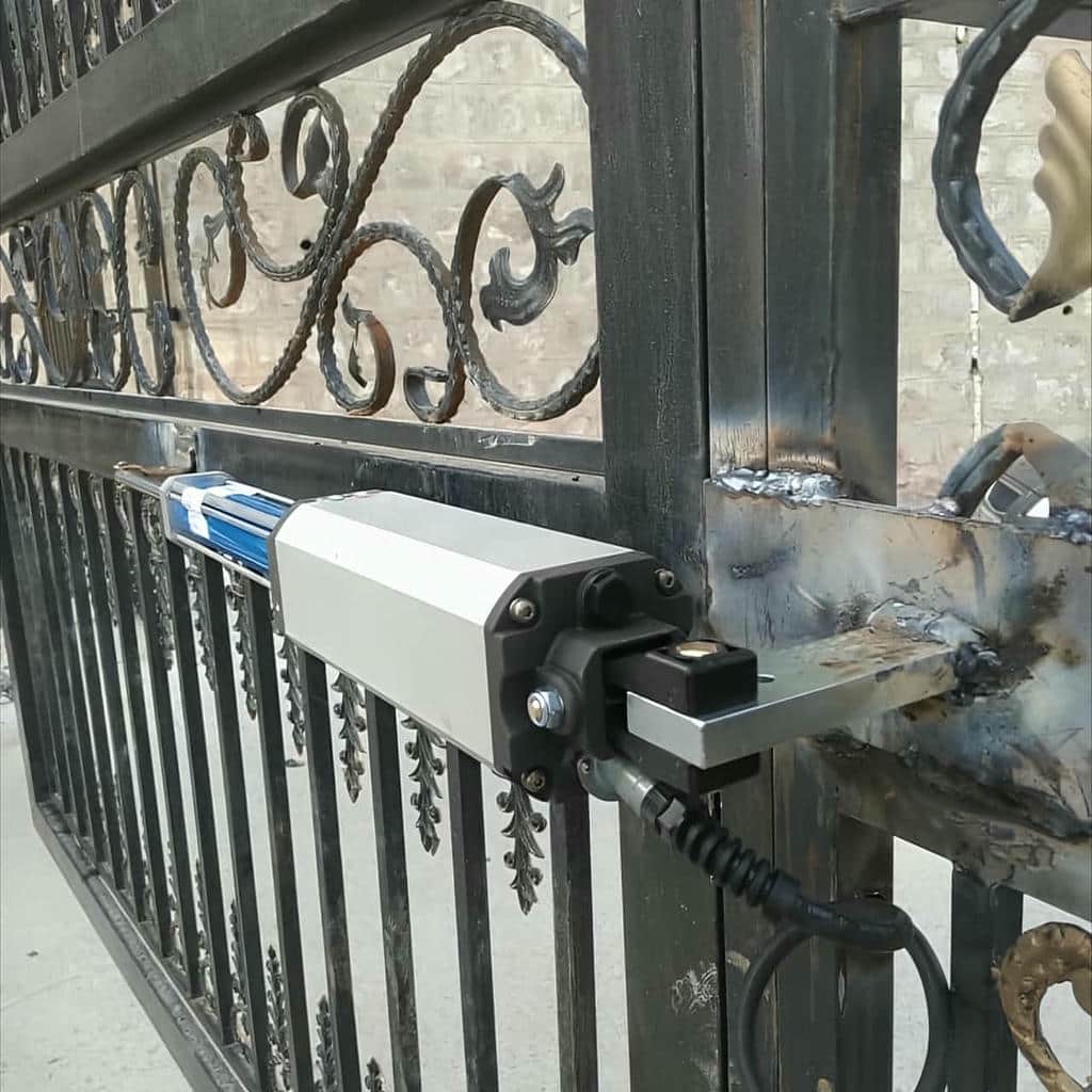 جک درب پارکینگ در نیشابور
