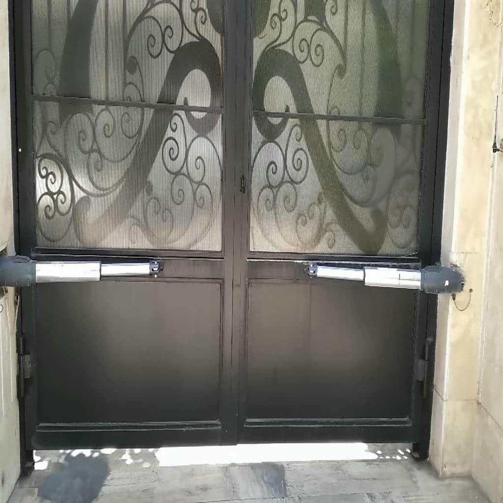 جک درب پارکینگ در رفسنجان