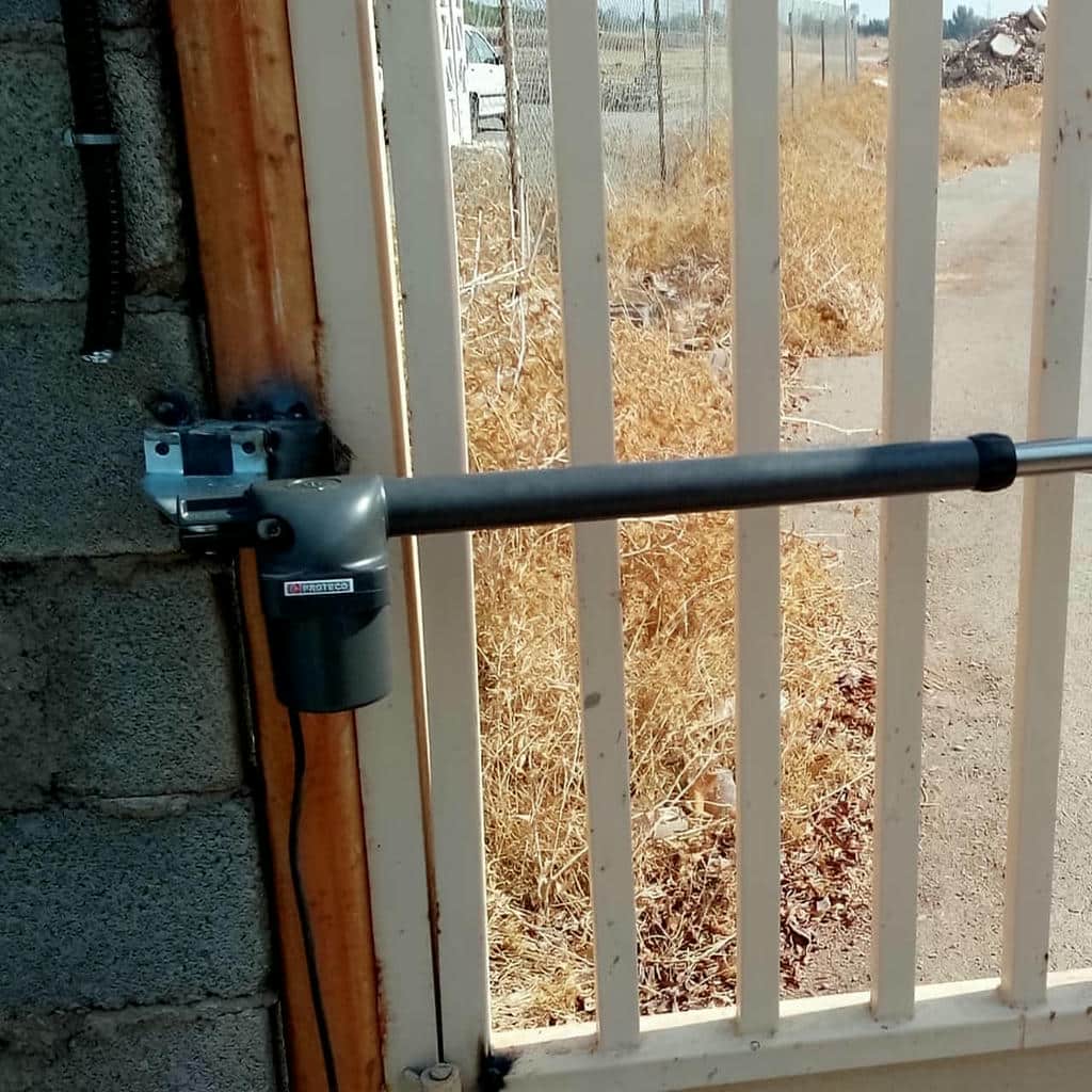جک درب پارکینگ در مشهد