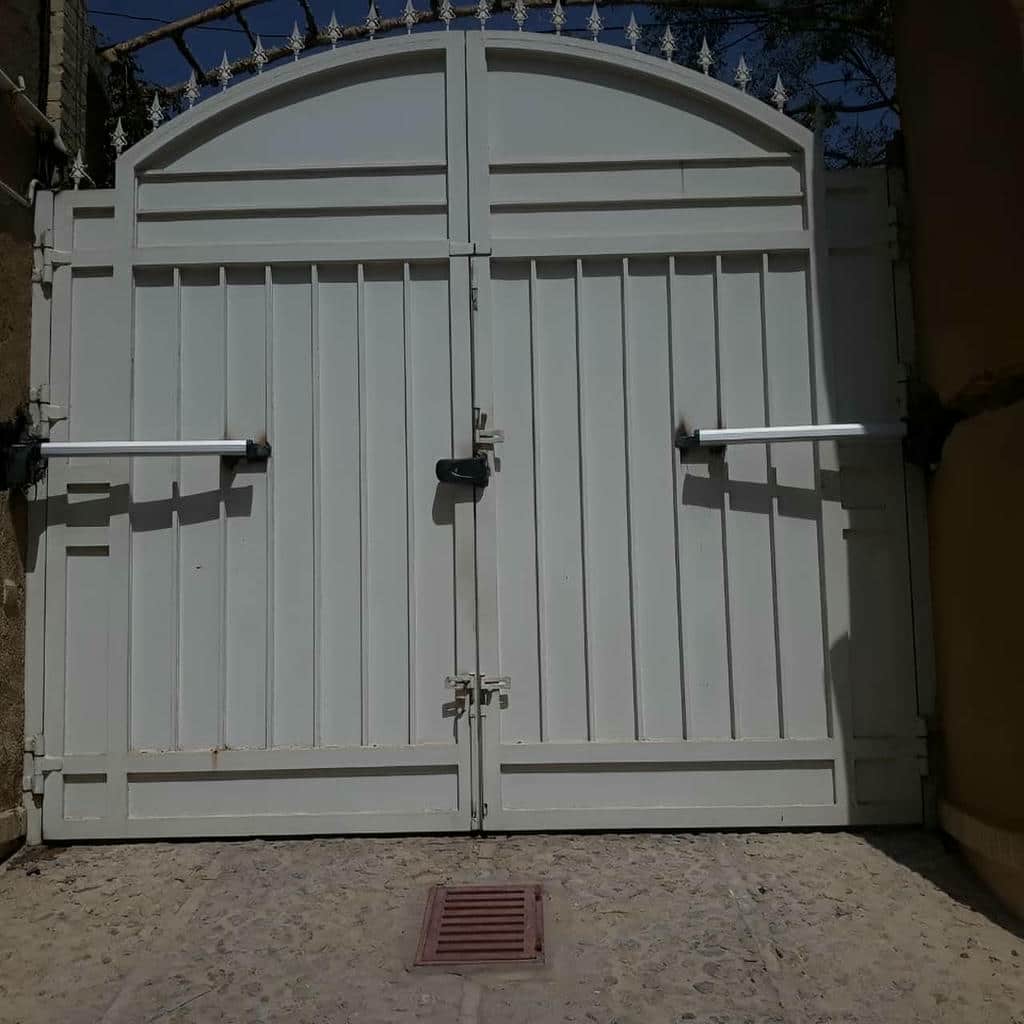 جک درب پارکینگ در کاشان