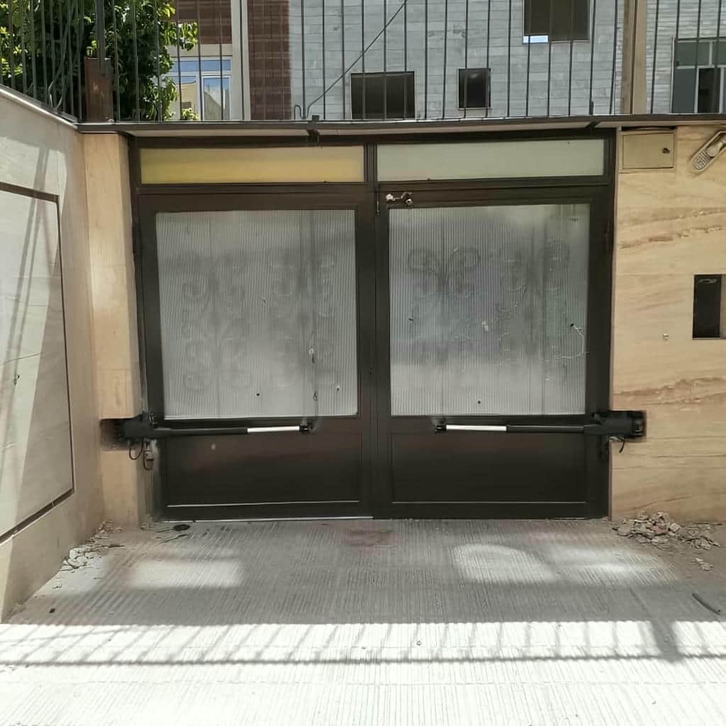 جک درب پارکینگ در سنندج