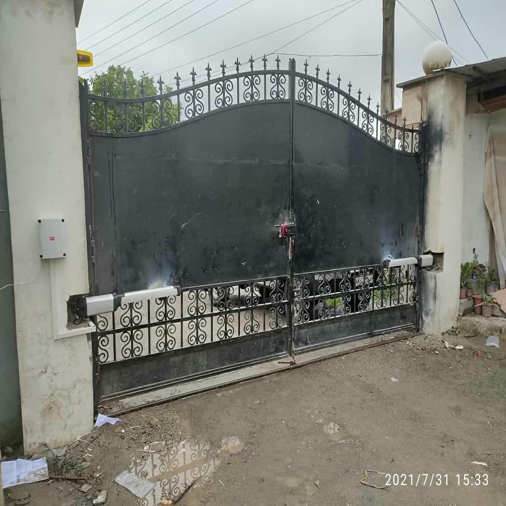 جک درب پارکینگ در کاشان
