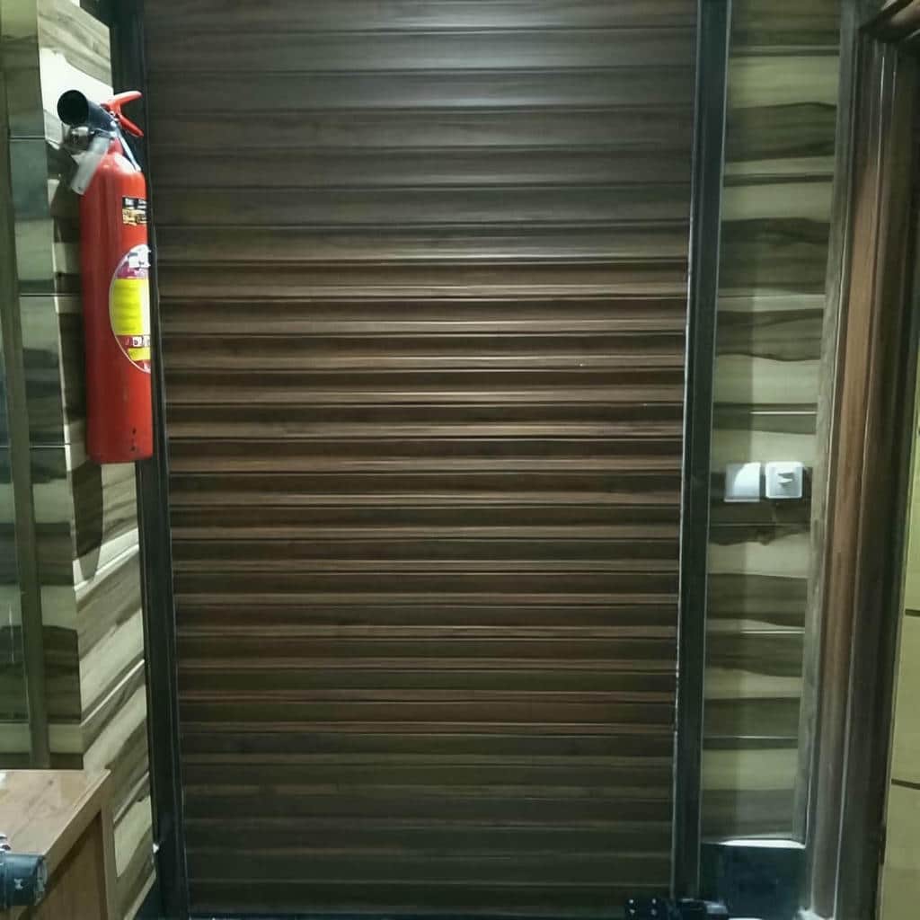 کرکره برقی در بندر بوشهر