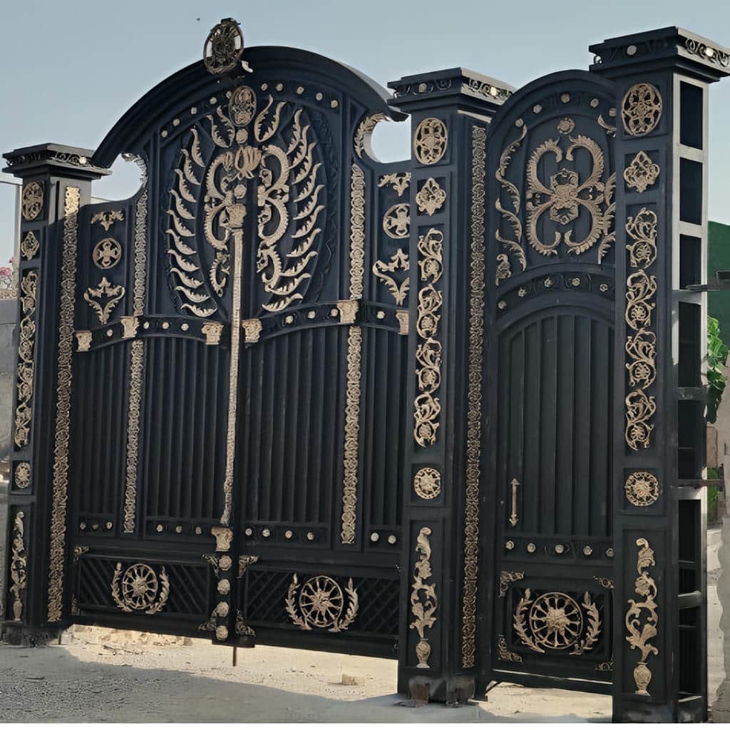 درب حیاط در بجنورد