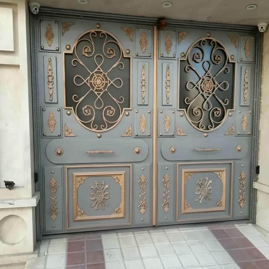 درب حیاط در ارومیه