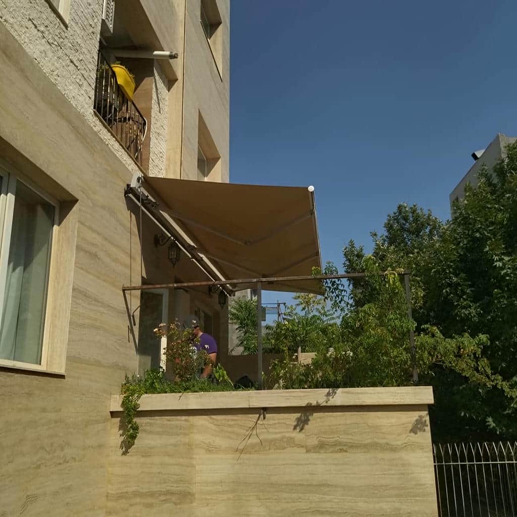 سایبان برقی در چالوس