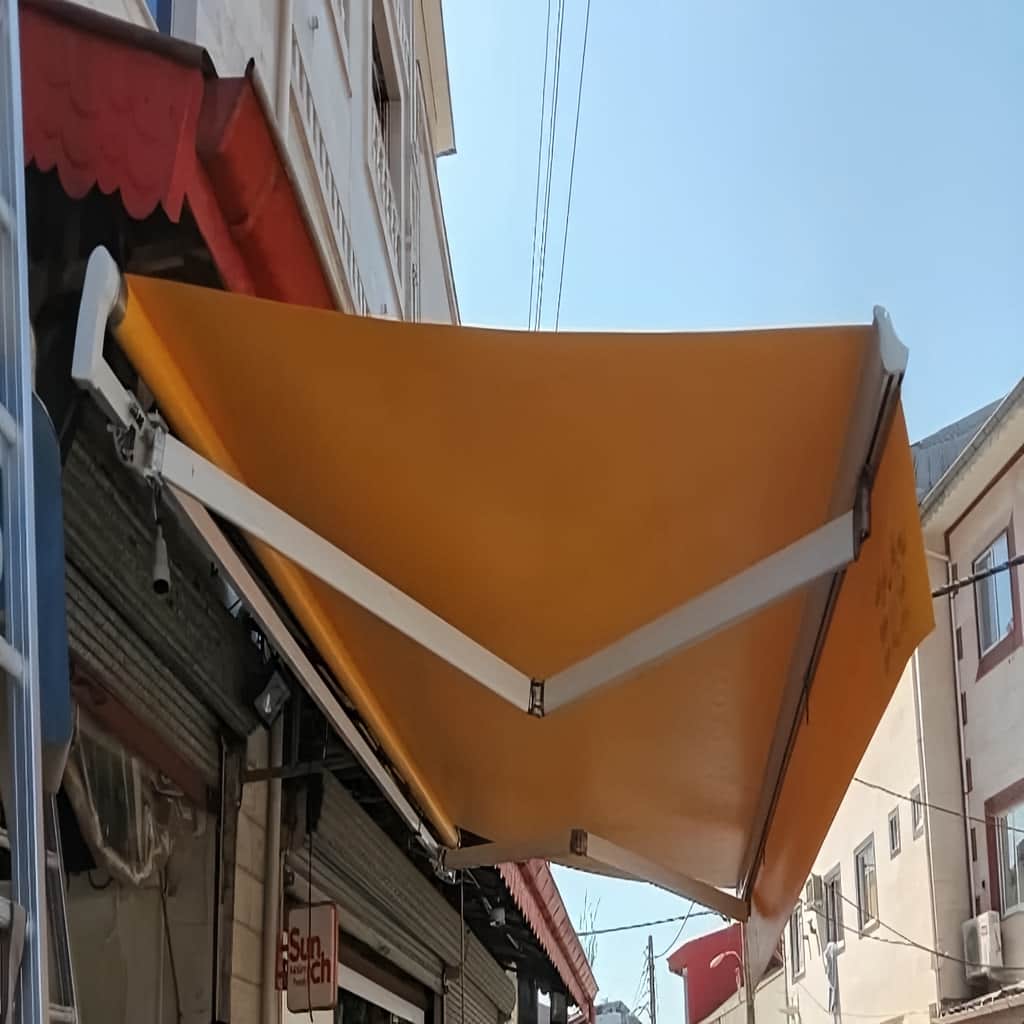 سایبان برقی در شهرکرد