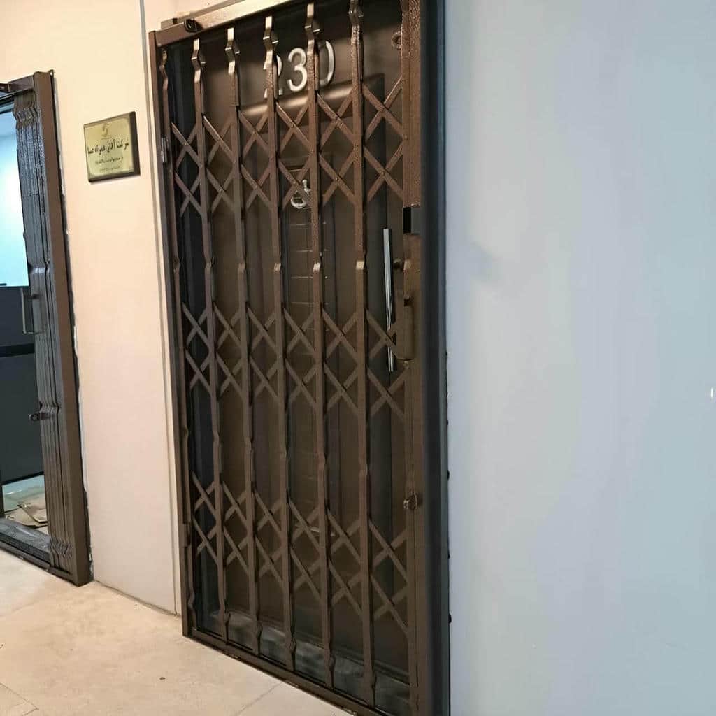 درب آکاردئونی در آمل