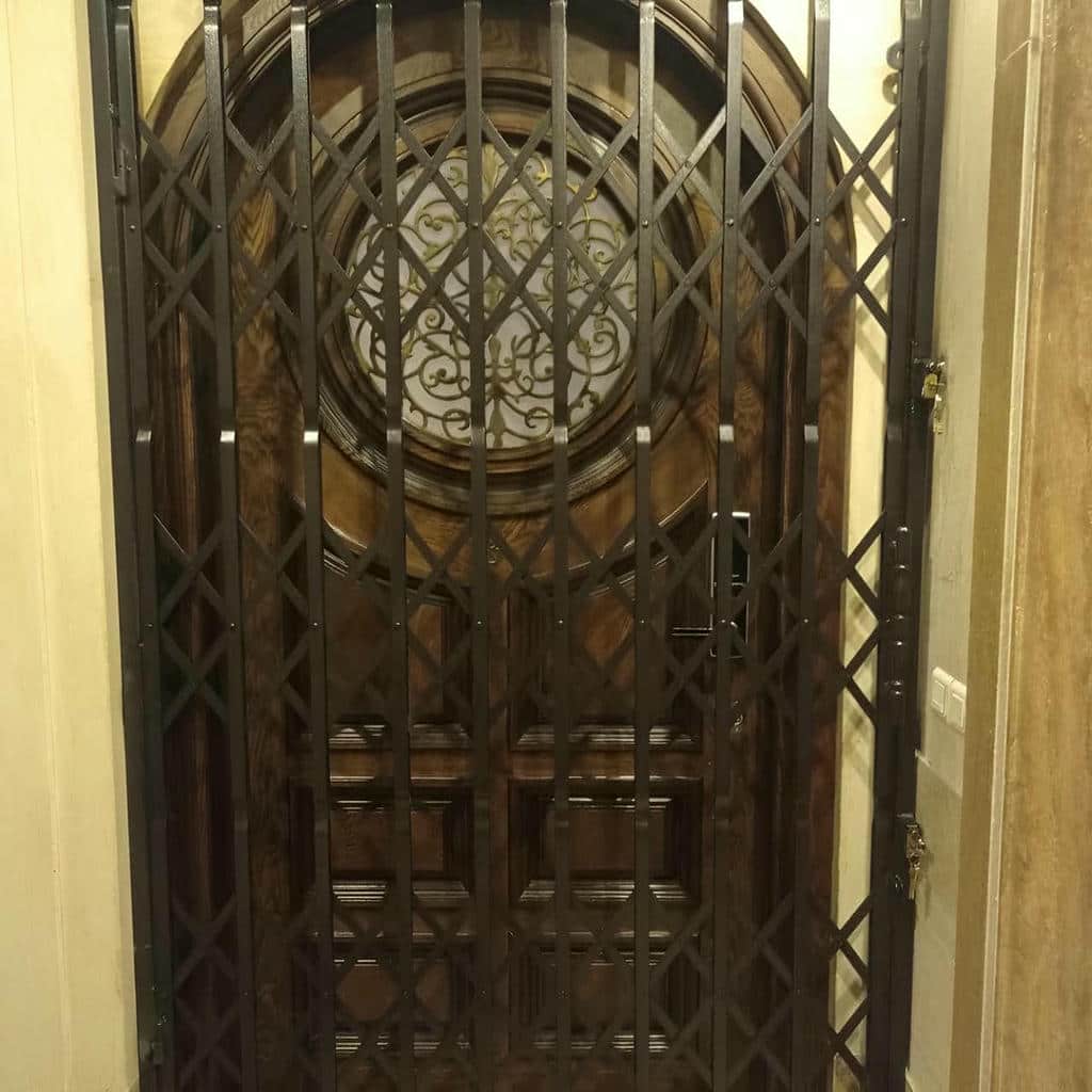 درب آکاردئونی در آمل - تصویر 2