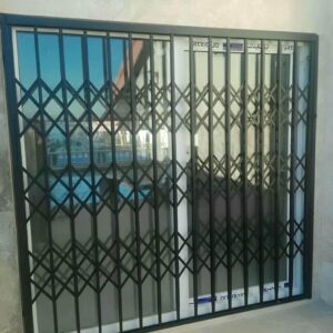 درب آکاردئونی در نظرآباد