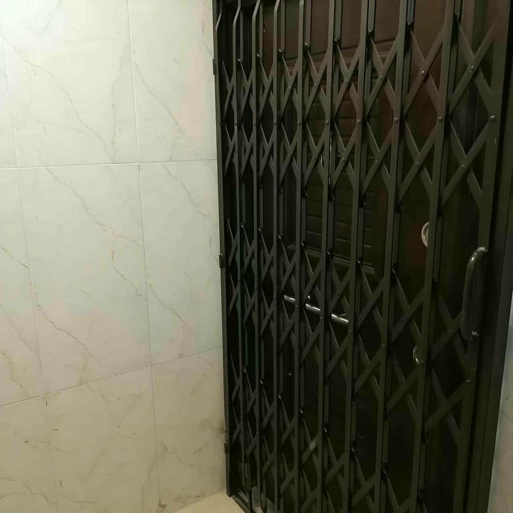 درب آکاردئونی در قم - تصویر 4