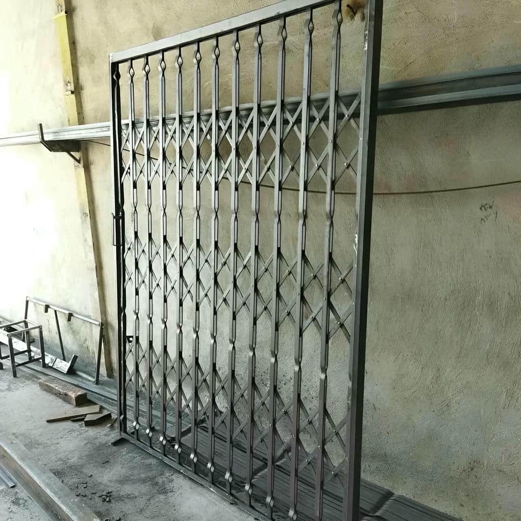 درب آکاردئونی در کیش