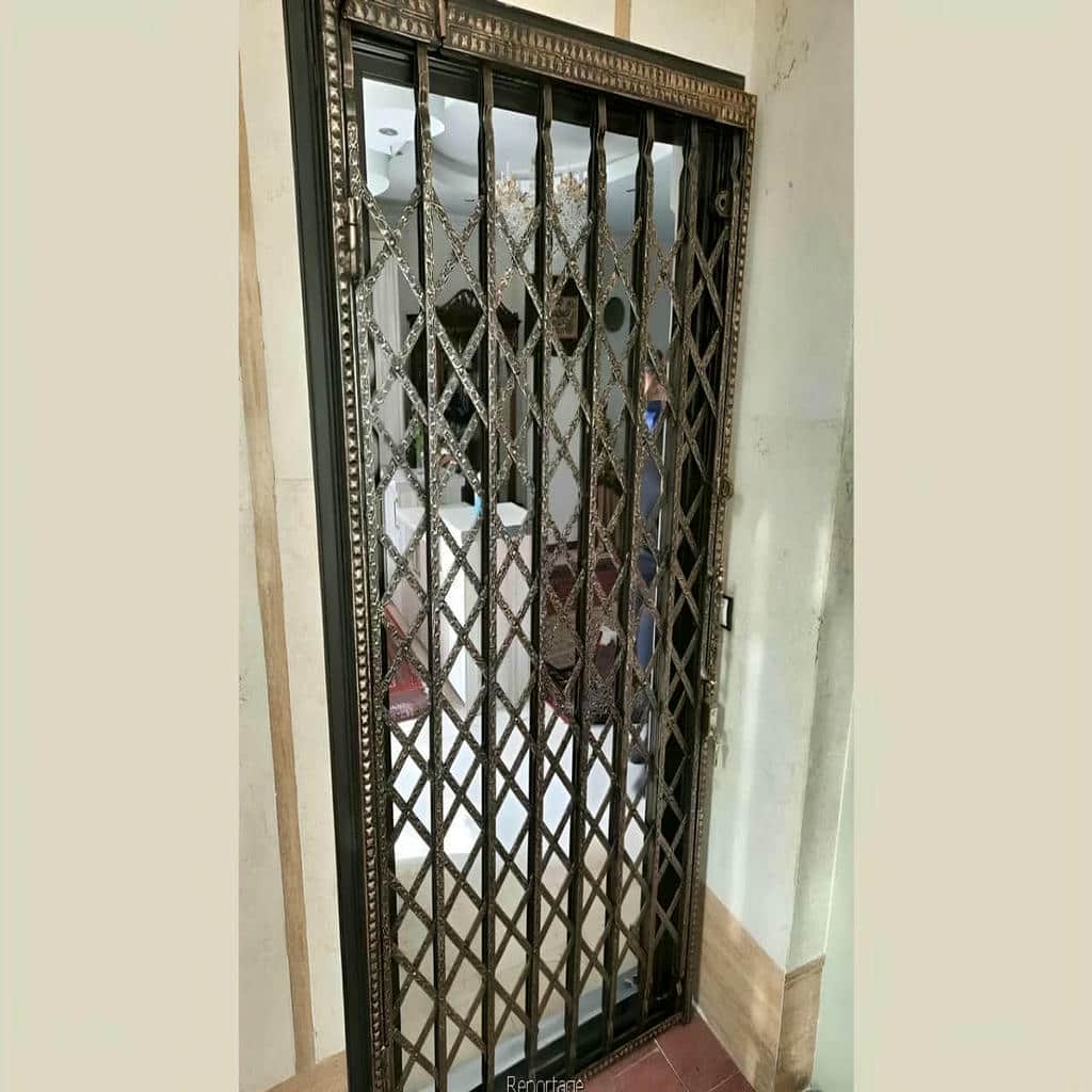 درب آکاردئونی در یاسوج - تصویر 4