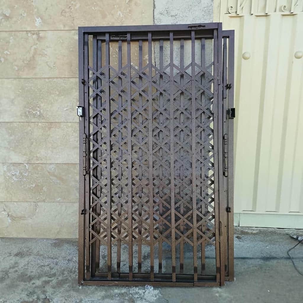 درب آکاردئونی در قائمشهر - تصویر 3