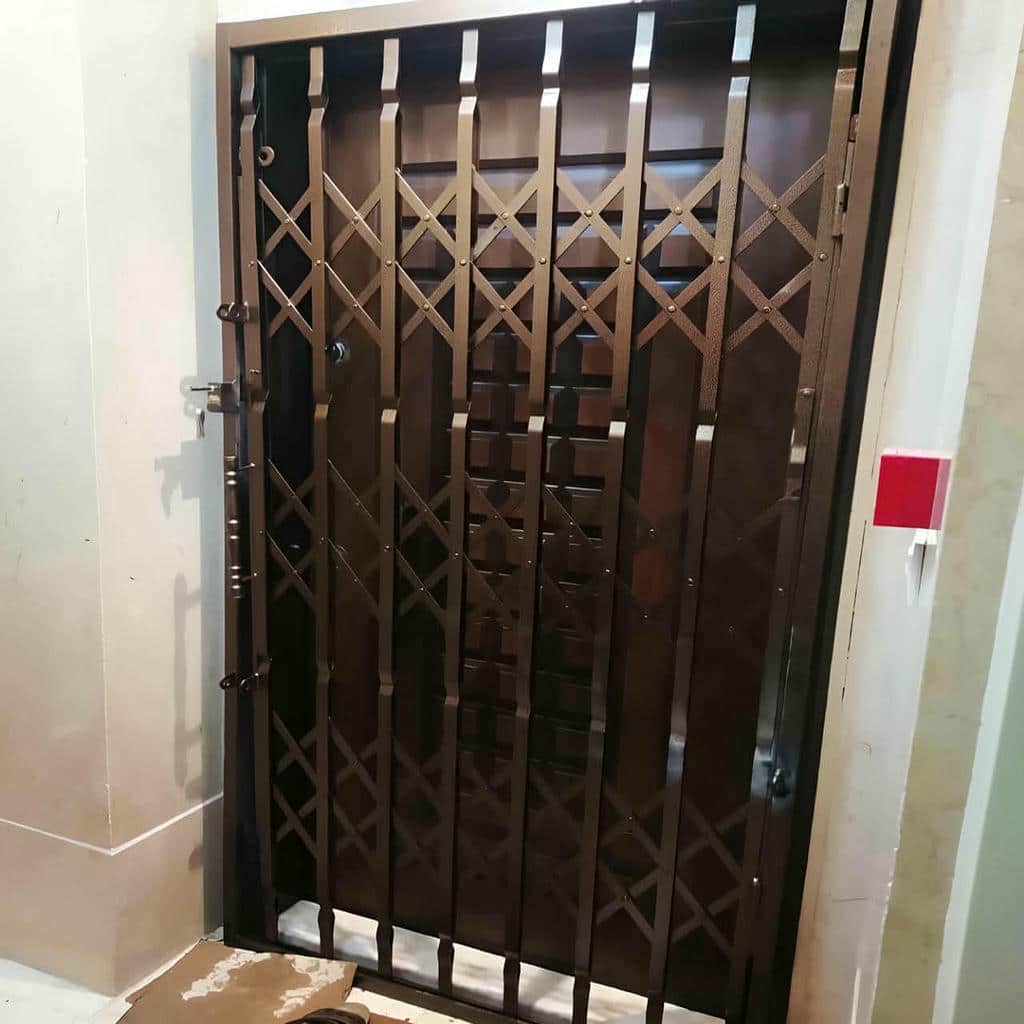 درب آکاردئونی در آبسرد - تصویر 2