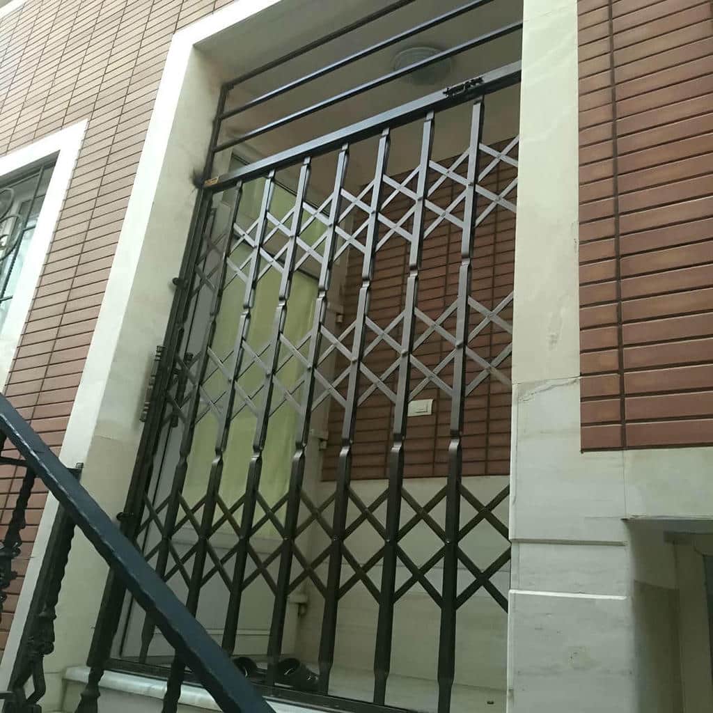 درب آکاردئونی در رفسنجان - تصویر 2