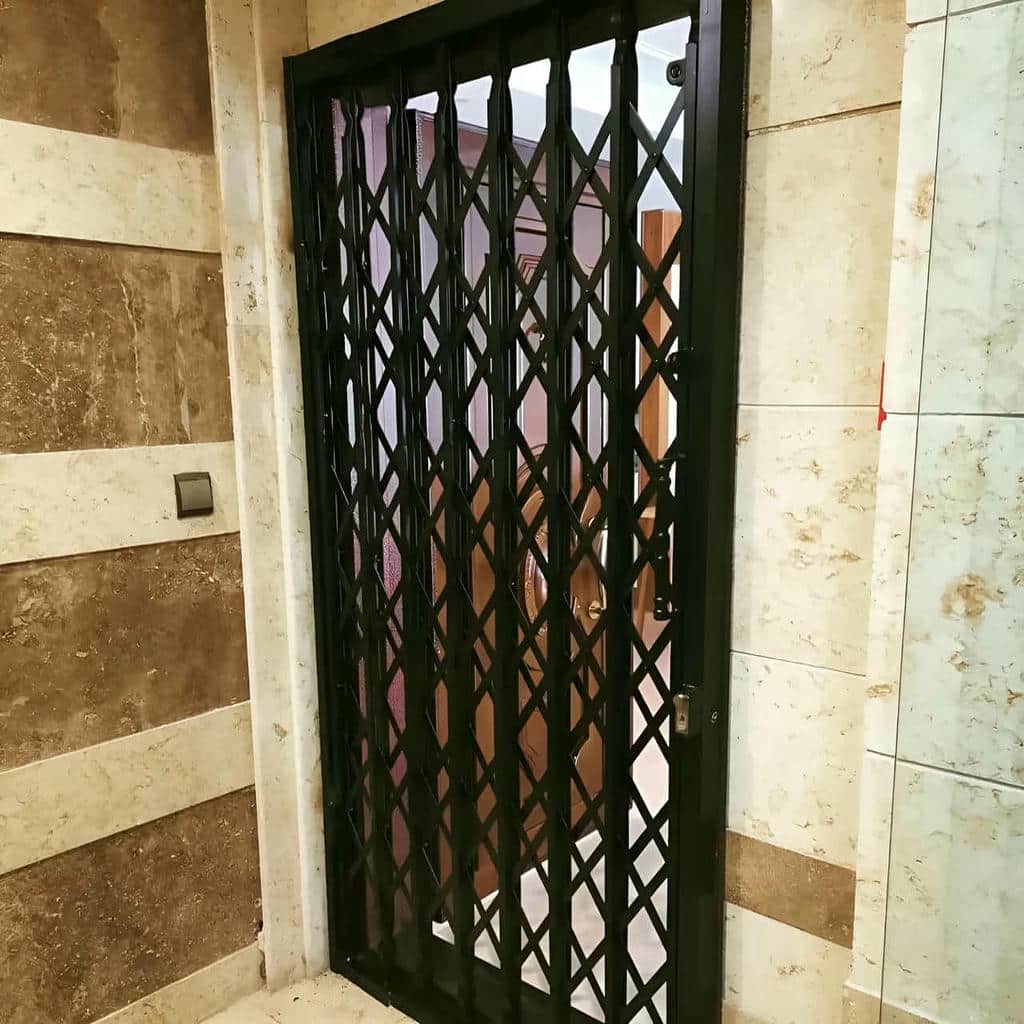 درب آکاردئونی در نوشهر - تصویر 2