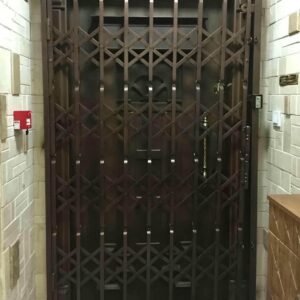 درب آکاردئونی در نسیم شهر