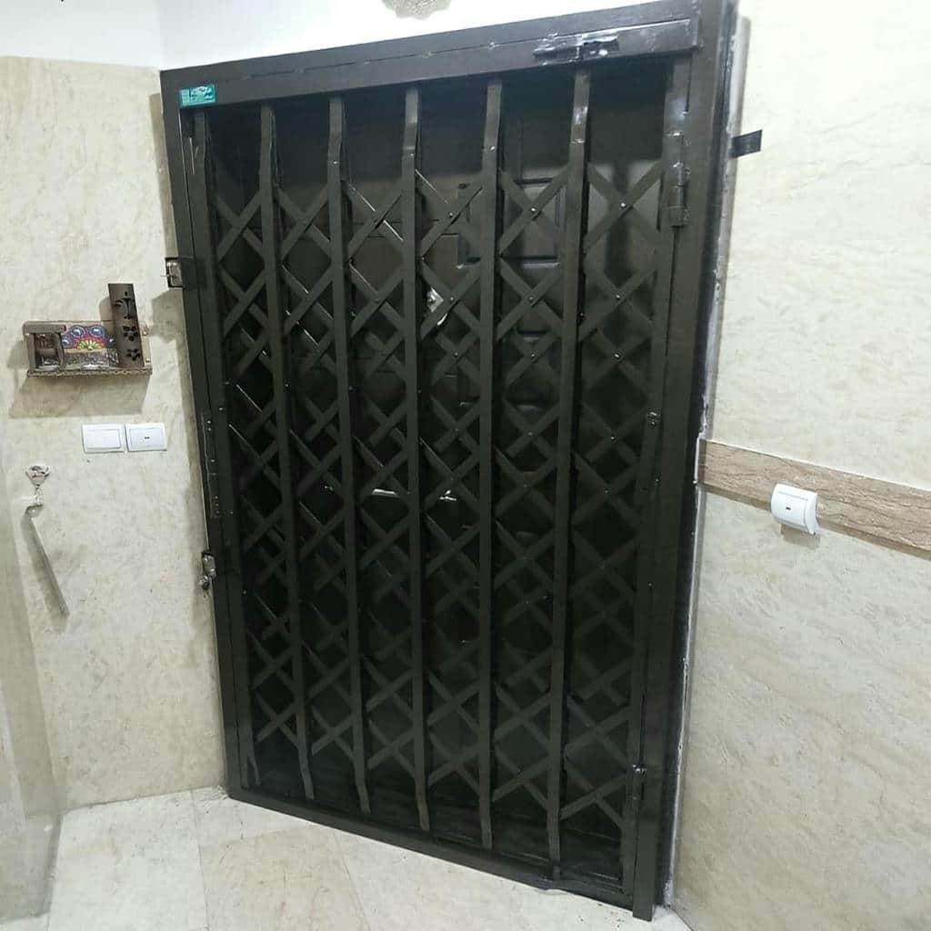 درب آکاردئونی در کیش