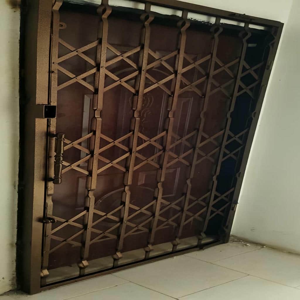درب آکاردئونی در کرج