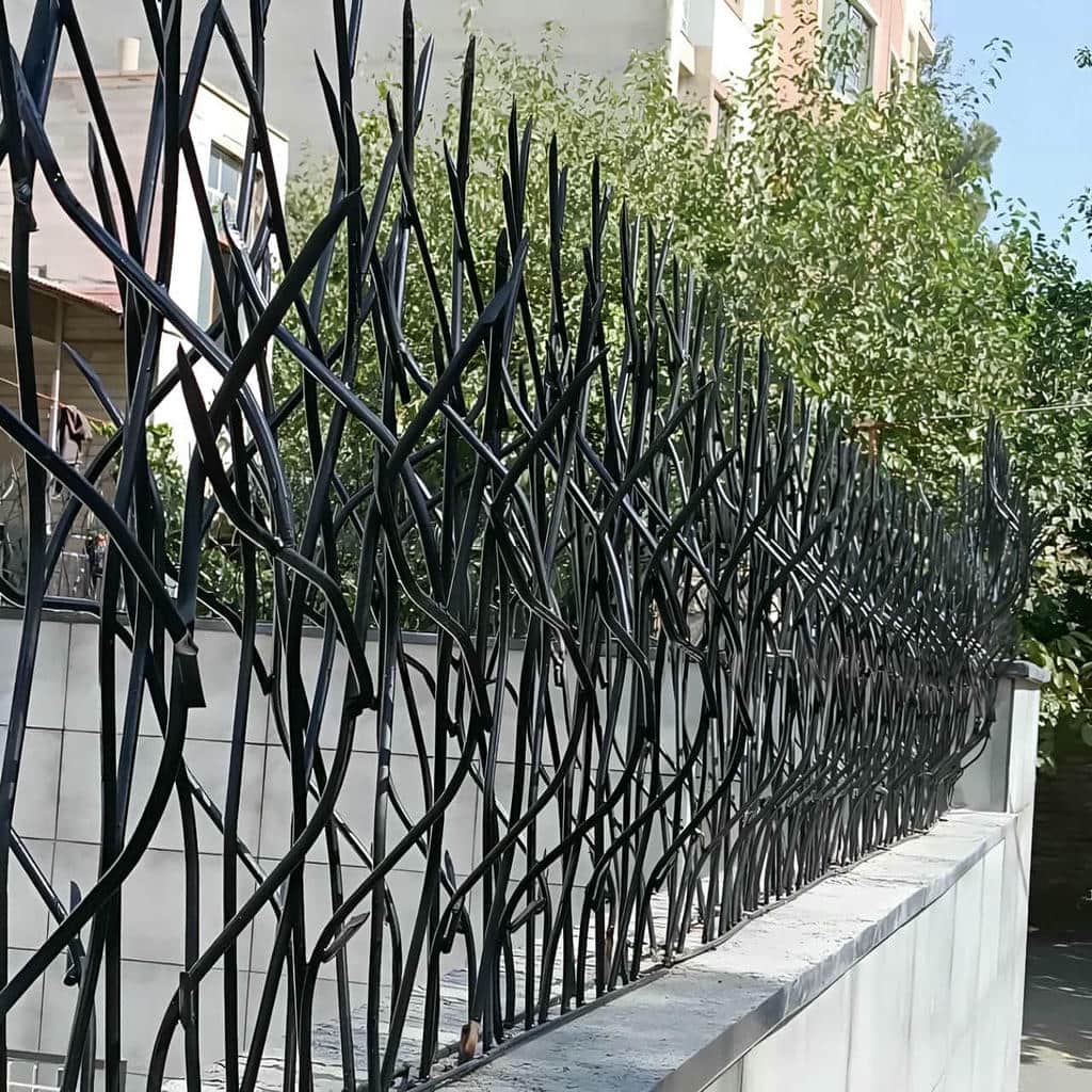 حفاظ شاخ گوزنی در بندر دیلم