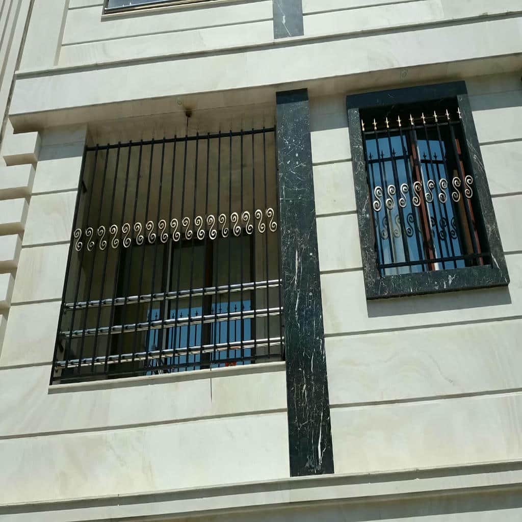 حفاظ پنجره در گنبدکاووس