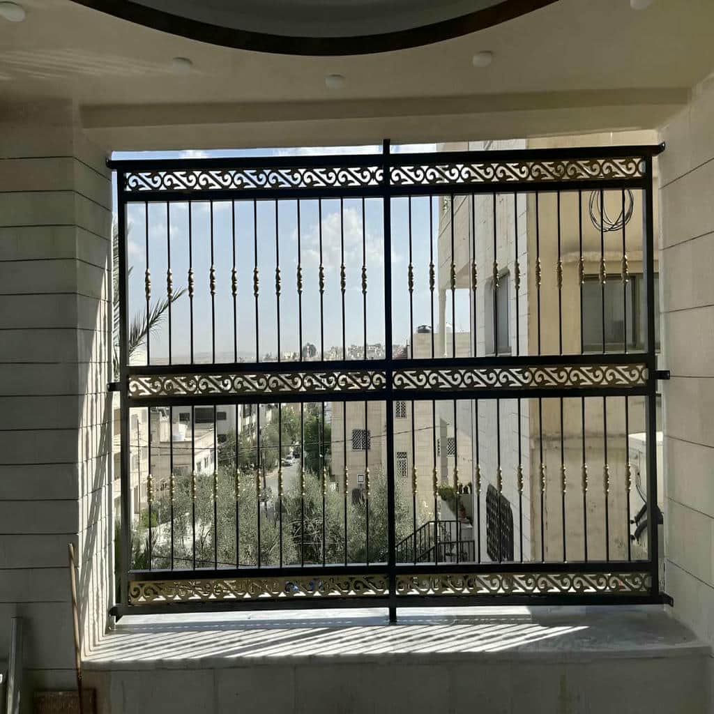 حفاظ پنجره در ساری