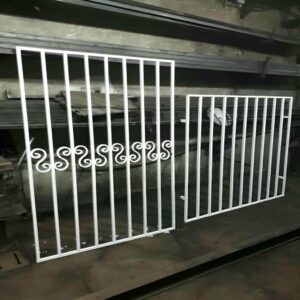 حفاظ پنجره در عظیمیه کرج