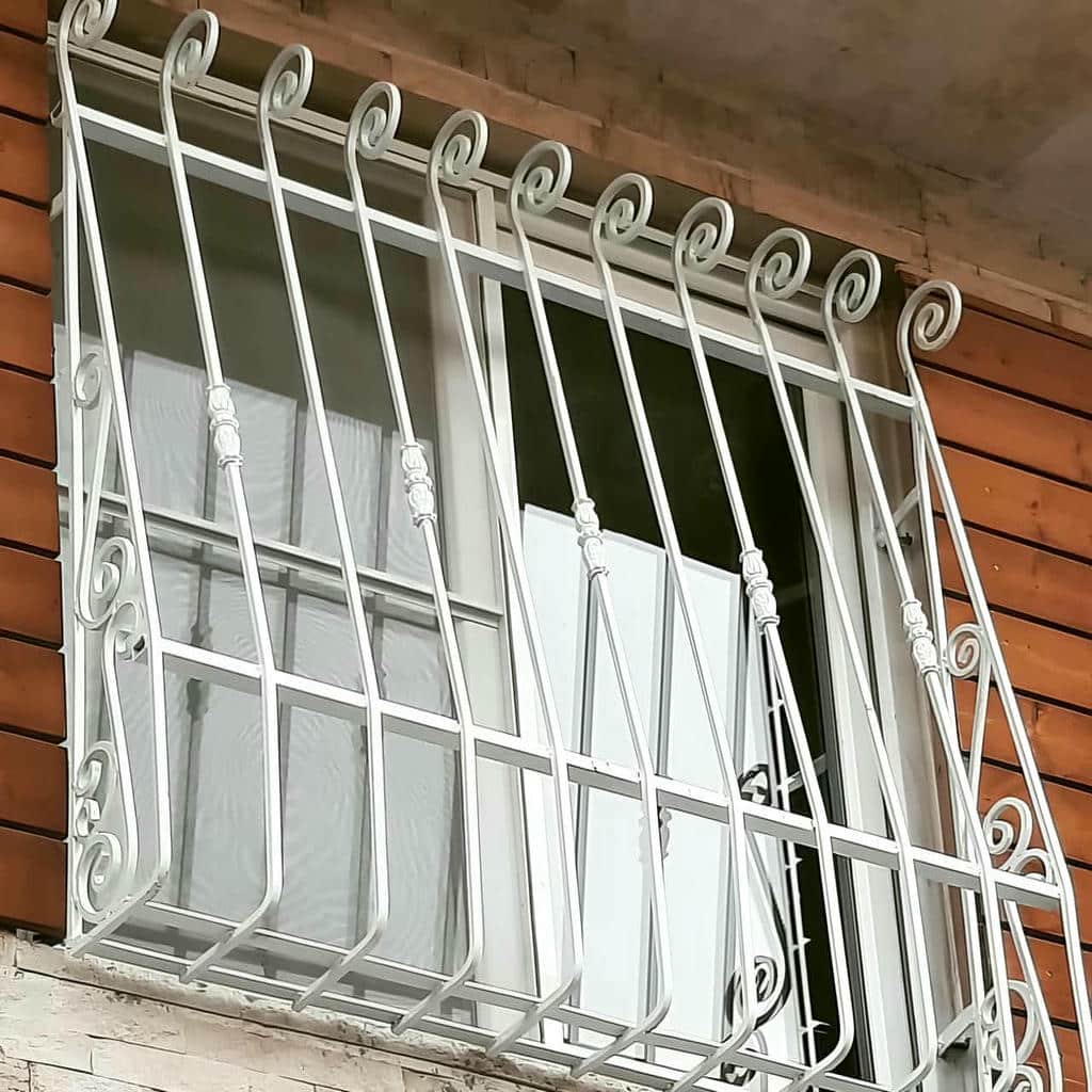 حفاظ پنجره در نوشهر