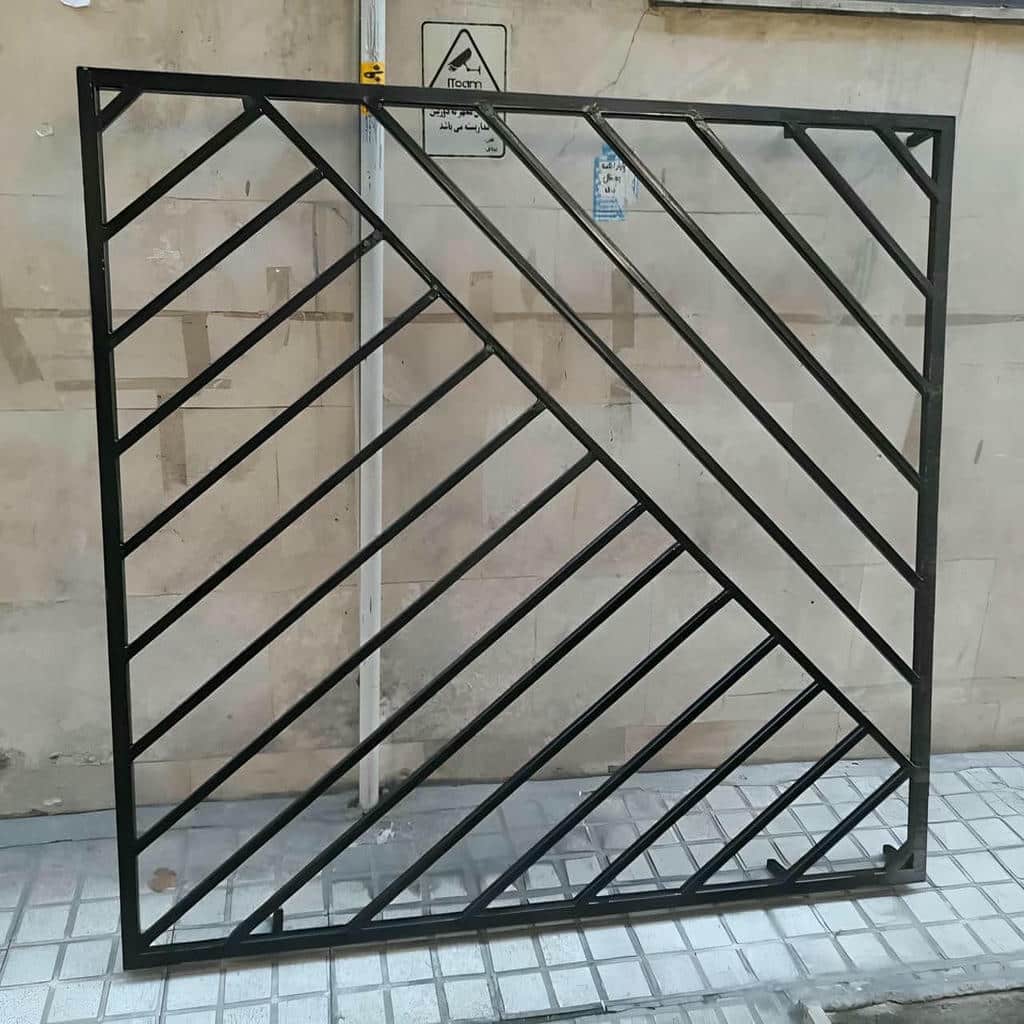 حفاظ پنجره در همدان