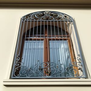 حفاظ پنجره در بندر انزلی