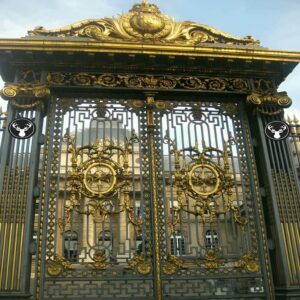 درب حیاط در استان مازندران