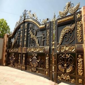 درب حیاط در چابهار