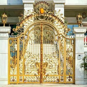 درب حیاط در سبزوار