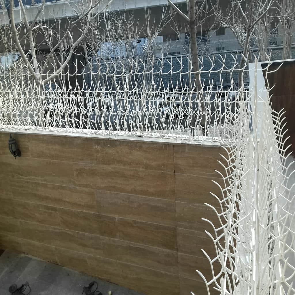 نصب حفاظ دیوار شیک روی دیوار ساختمان