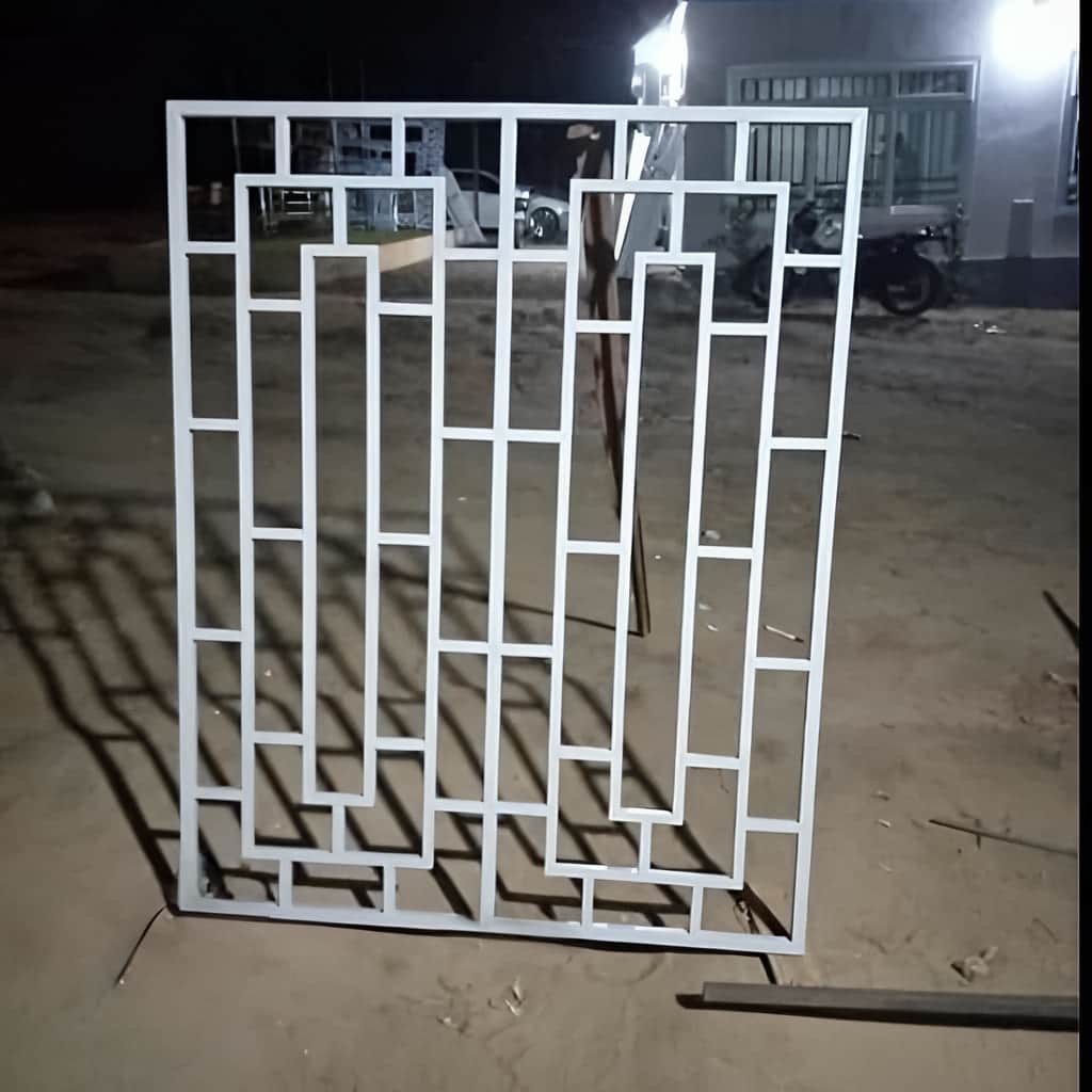 سفارش حفاظ پنجره ریلی مدل تکلنگه
