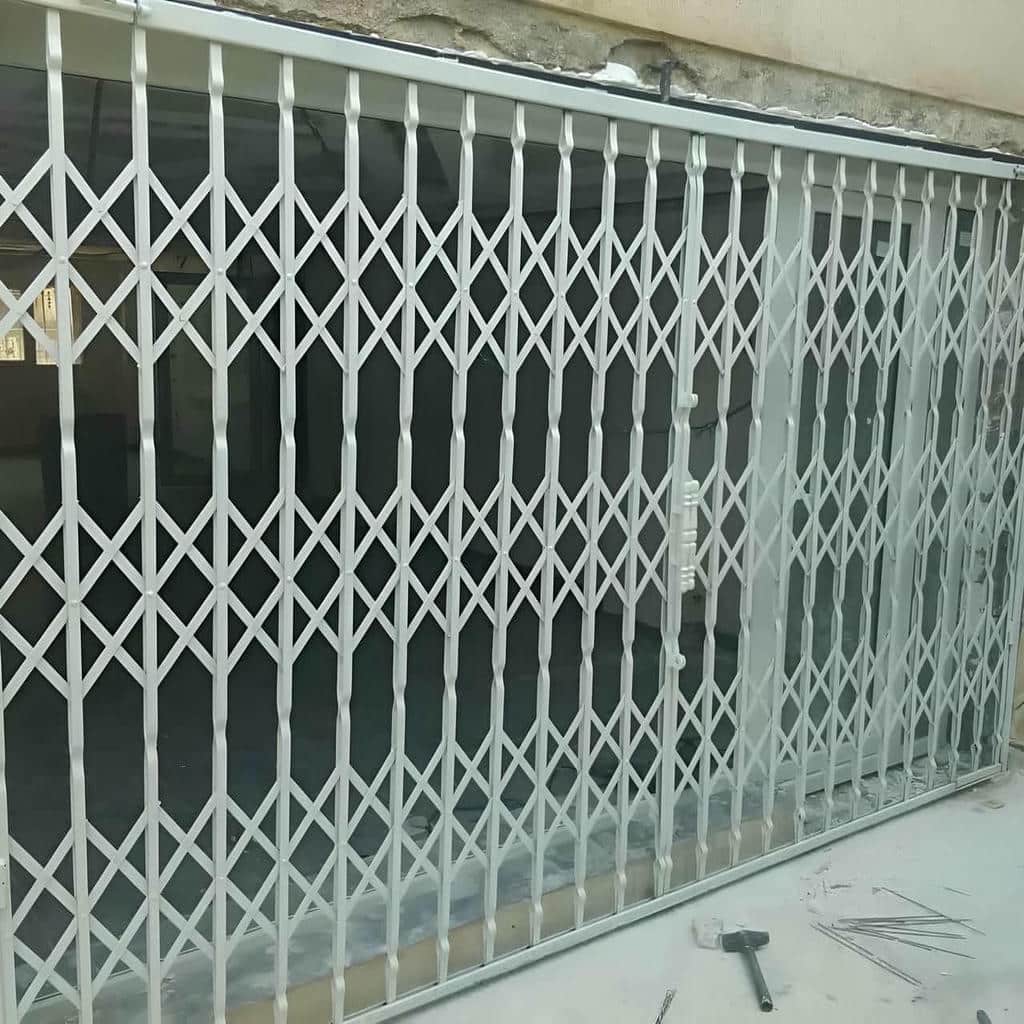 قیمت حفاظ آکاردئونی ورودی با قفل مخفی