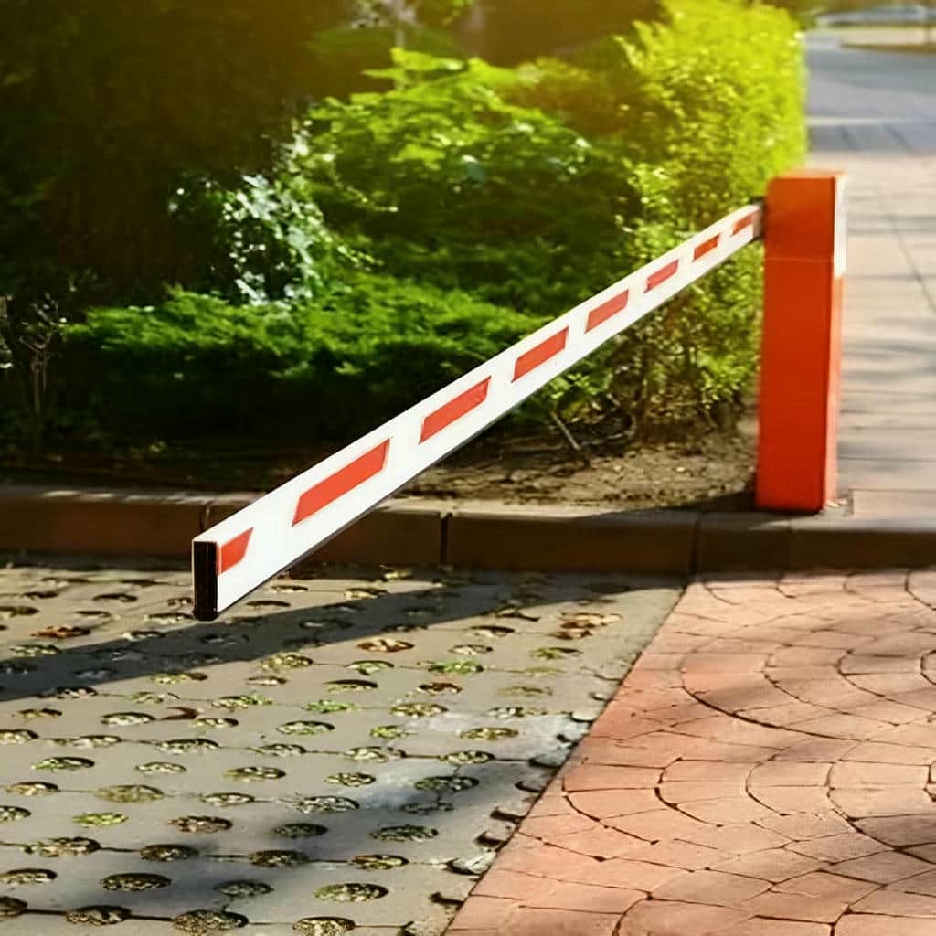 سیستم کنترل تردد پارکینگ با راهبند بازویی و کابین فلزی مقاوم