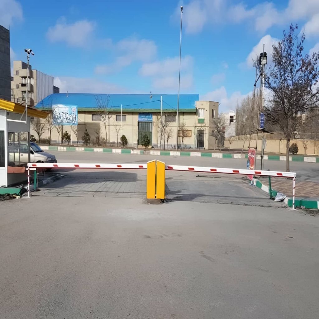 پلاک خوان پارکینگ با اتصال به راهبند ورودی