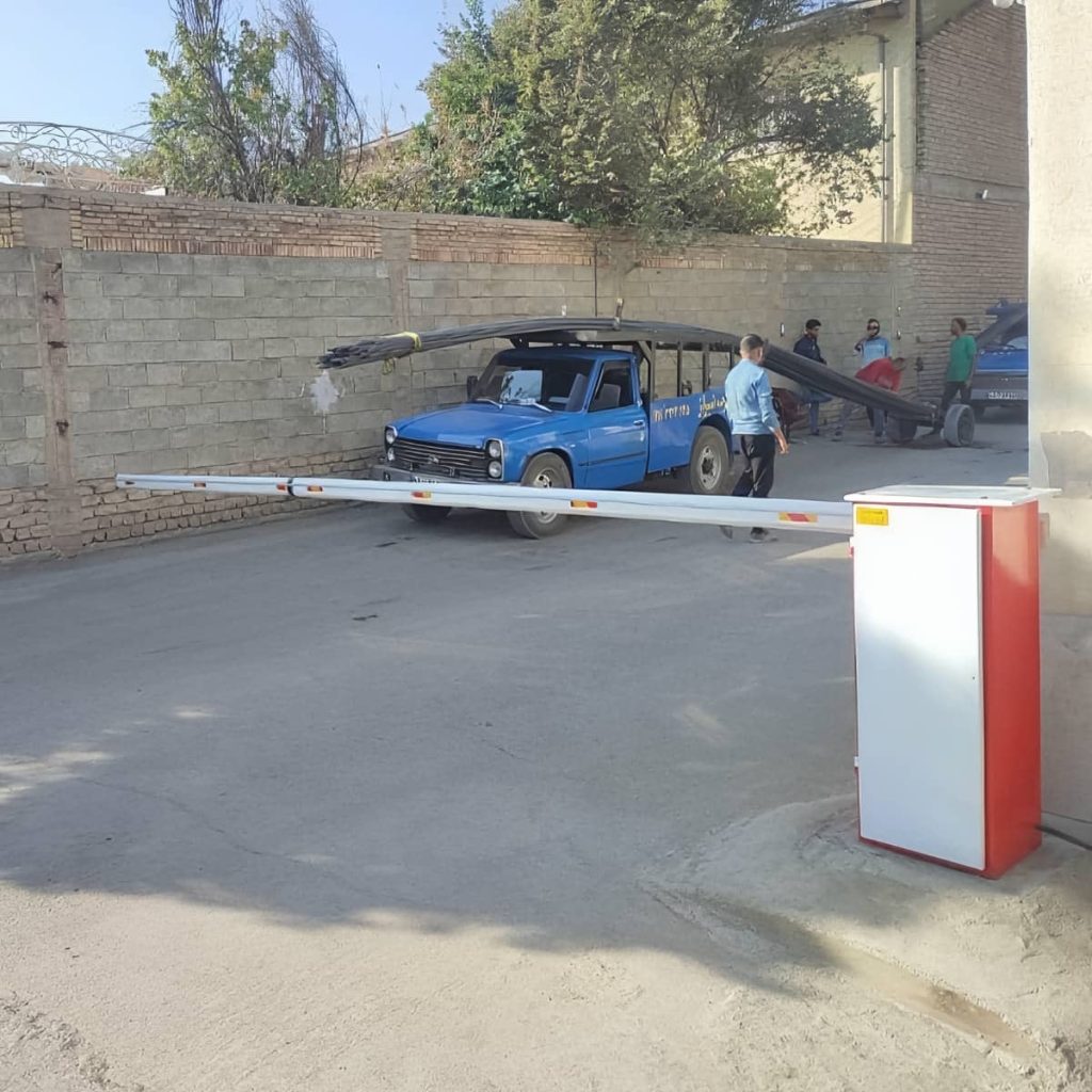 ایمنی راهبند مفصلی با برد کنترل و ریموت دسترسی