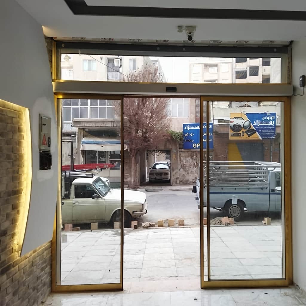 درب اتوماتیک شیشه ای با سنسور تشخیص حرکت
