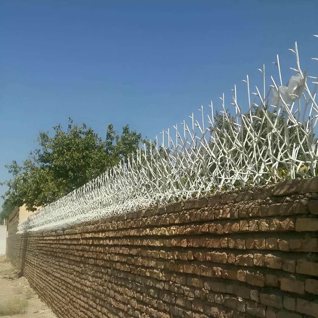 حفاظ شاخ گوزنی خاردار با میلگرد مقاوم بدنه