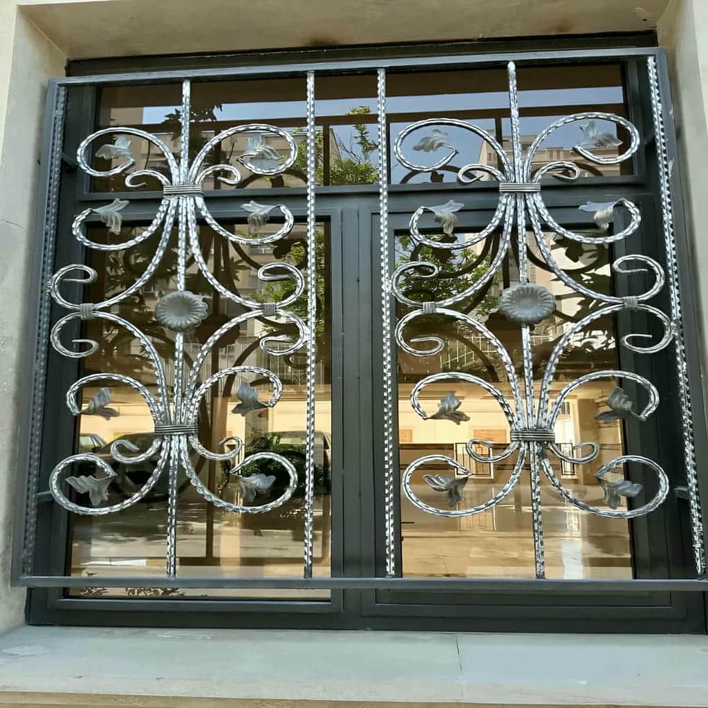 خرید حفاظ پنجره آپارتمان برای طبقات پایین