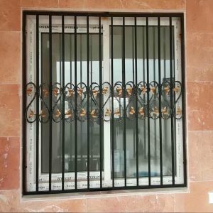 حفاظ پنجره ثابت یا بازشو برای امنیت و کاربری بهتر