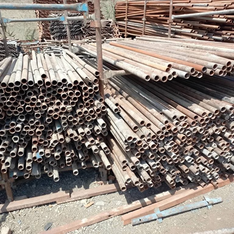 داربست مغازه و مراکز تجاری برای تابلو و نورپردازی تمیز